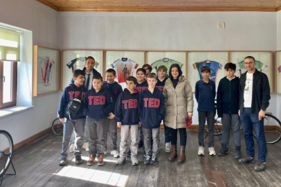 Öğrenciler Ertan Ayçetin bisikletevi’nde Mysia yolları’nı tanıdı