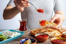 "Ramazan’da yapılan bazı beslenme hataları kilo aldırabiliyor"