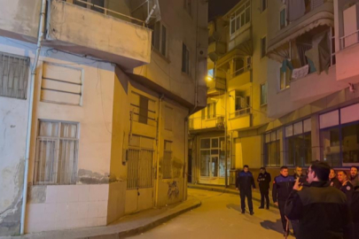 Gemlik’te hasarlı apartman tahliye edildi