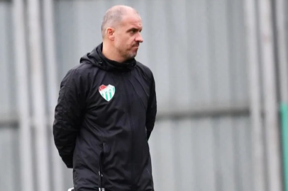 Bursaspor Teknik Direktörü Mustafa Er: "Sözlerimin arkasındayım"
