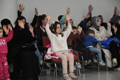 Demirtaş’taki çocuklar doyasıya eğlendi