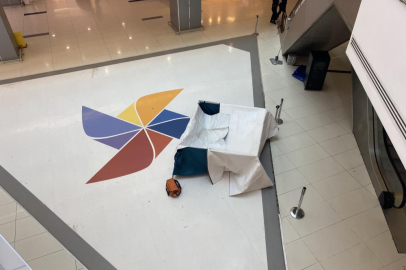 Bursa'da AVM'de esrarengiz ölüm