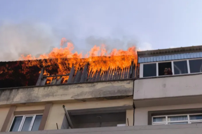 Bursa'da apartman terasında yangın paniği
