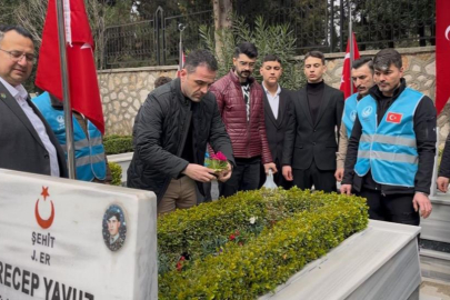 Bursa'da  bayram öncesinde şehitler unutulmadı