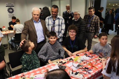 Bursa'da gençler bilimle buluştu