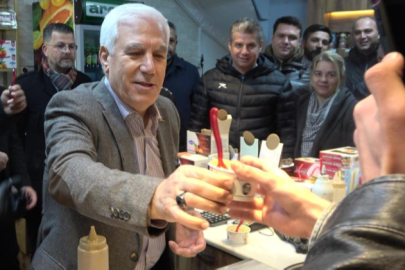 Başkan Bozbey, sahurda vatandaşlarla buluştu