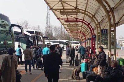 Bursa Şehirlerarası Otobüs Terminali'nde bayram yoğunluğu