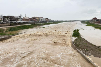 Bursa'da tarım arazileri sular altında kaldı