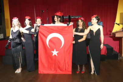 BUSADER'den şapka devriminin 100. yılına özel balo