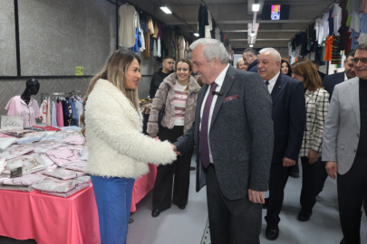 Nilüfer’in 8’inci giyim pazarı Balat’ta açıldı