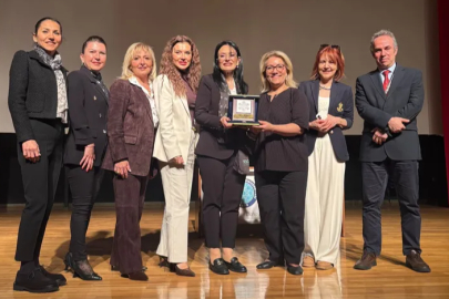 Bursa BUSADER’den tıp öğrencilerine destek