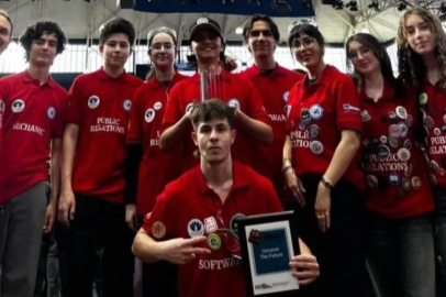 Bursa'dan New York'a uzanan başarı: FRC'de büyük gurur