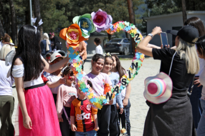 Bursa'da çocuklar patili dostlarla buluştu