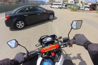 Bursa'da aracını motosikletin önüne kırdı
