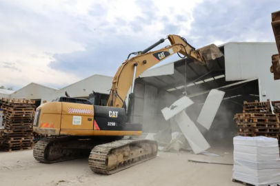 Nilüfer’de iki günde dört yıkım