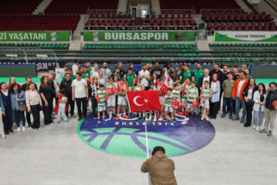 Bursa'da dev adamlarla miniklerin kıran kırana mücadelesi