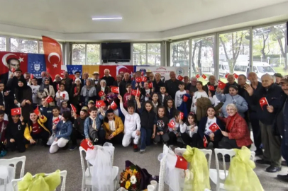 Bursa'da miniklerden yürek ısıtan 23 Nisan kutlaması