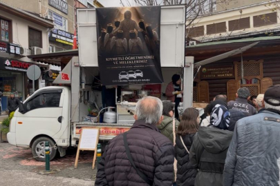 Bursa’da taksicilerden kahraman öğretmen ve öğrencilere vefa