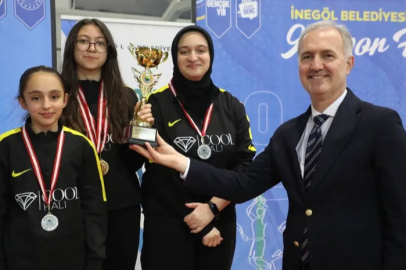 İnegöl'de puanlı atletizm kupaları sahiplerini buldu