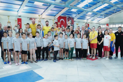 Osmangazi Yüzme Şenliği coşkuyla tamamlandı