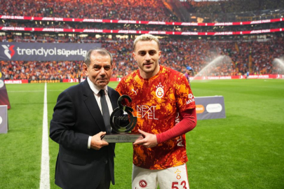 Galatasaray'da 200. maçına çıkan Barış Alper Yılmaz'a plaket