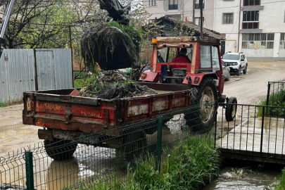 İnegöl Cerrah’ta sulama kanalı temizliği