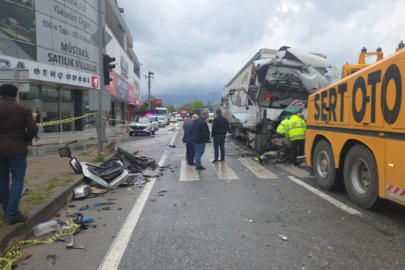 Bursa'da tır ışıklarda duran tankere çarptı: 1 ölü