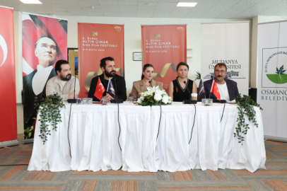 Aslıhan Gürbüz Osmangazi’de sevenleriyle buluştu