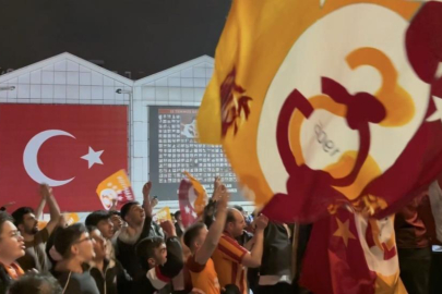 Bursa'da renkli gece