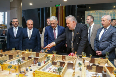 Panorama 1326 Bursa Fetih Müzesi’nde "Mukaddes emanetler" sergisi ziyarete açıldı
