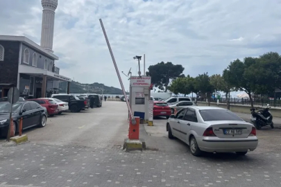 Gemlik’te otopark ve tuvalet işgaline geçit yok