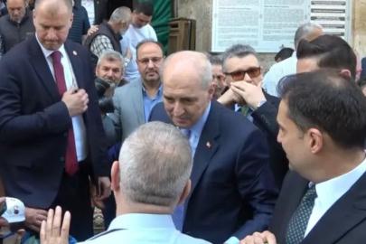 Numan Kurtulmuş cuma namazını Ulu Cami’de eda etti