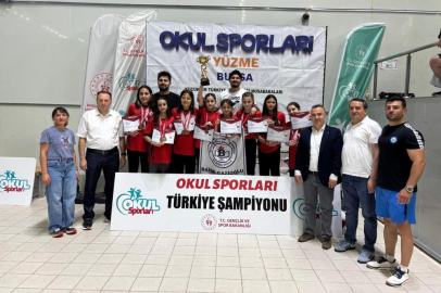 Bursa'da ortaokul öğrencilerinden Türkiye şampiyonluğu