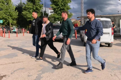 İnegöl’de enseden bıçaklayan şüpheli ile ağabeyi yakalandı