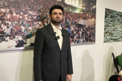 Bursaspor borç yükünden kurtuldu: Ali Ay, 700 milyon TL'den vazgeçti