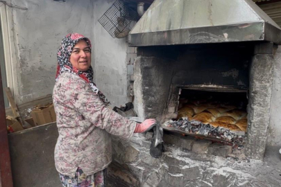 Bayrama özel köylerde taş fırınlarda pişen "bayram çöreği" yok satıyor