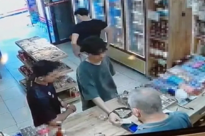 Bursa'da yolda buldukları kartla alışveriş yaptılar