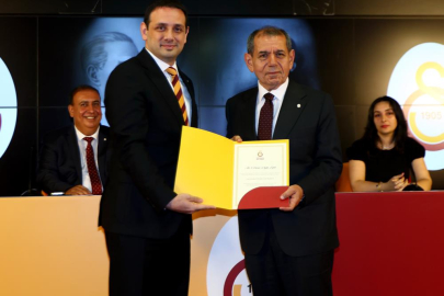 Galatasaray'da yeni yönetim mazbatalarını aldı