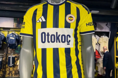 Fenerbahçe'nin 120. yıl logolu formaları tanıtıldı
