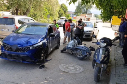 Bursa’da motosiklet otomobille çarpıştı: 1 yaralı