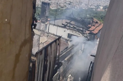 Bursa’da 4 ev alevlere teslim oldu
