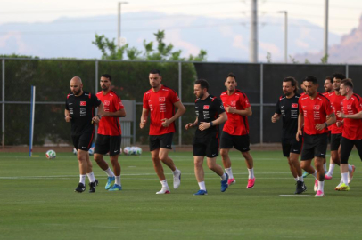 A Milli Futbol Takımı’nda Paraguay maçının hazırlıkları başladı