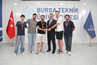 BTÜ’de sporun kazananları ödüllerine kavuştu
