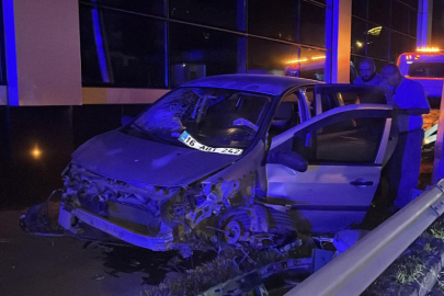 Bursa'da 7 saatlik sürüş sonrası uyuyan sürücü kaza yaptı: