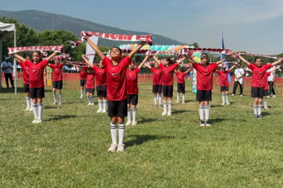 Bursa'da geleneksel çocuk oyunları şenliği