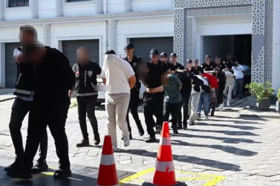 Fuhuş çetesine darbe: 18 kadın kurtarıldı, 14 tutuklama
