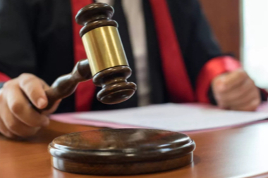 Bursa'da kahveciye attığı iftira pahalıya mal oldu
