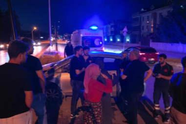 Bursa'da feci kaza: Doktordan yaralı oğluna ilk müdahale