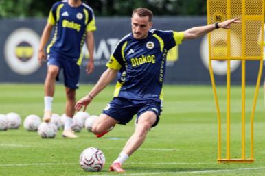 Fenerbahçe yeni sezon hazırlıklarına devam ediyor