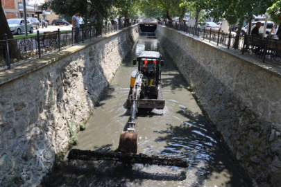 Büyükşehir'den derelerde temizlik seferberliği